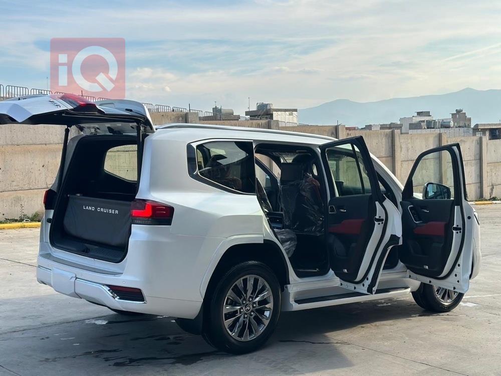 تويوتا لاندكروزر